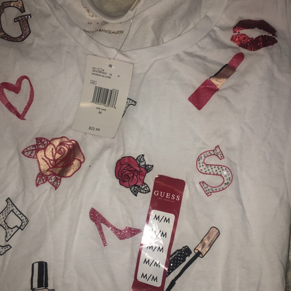 A guess shirt